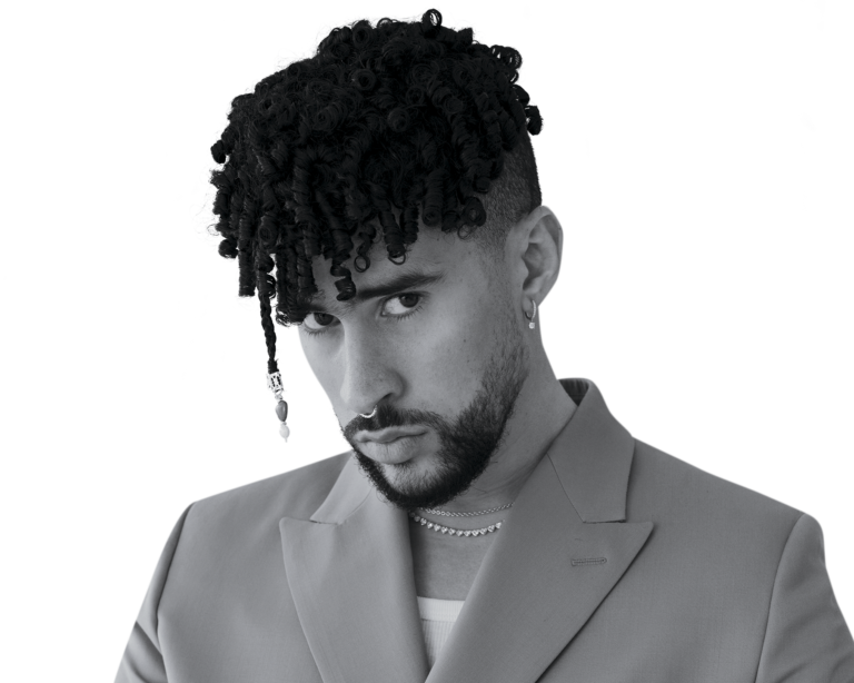 De qué trata el foro sobre Bad Bunny y su relación con el color blanco