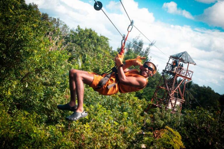 diversas actividades en la naturaleza de cozumel