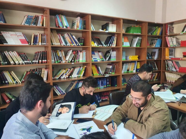 Cómo Puedo Empezar a Estudiar Administración de Empresas