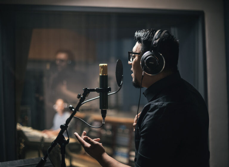 Qué necesito saber sobre un curso de doblaje de voz 5 Qué necesito saber sobre un curso de doblaje de voz